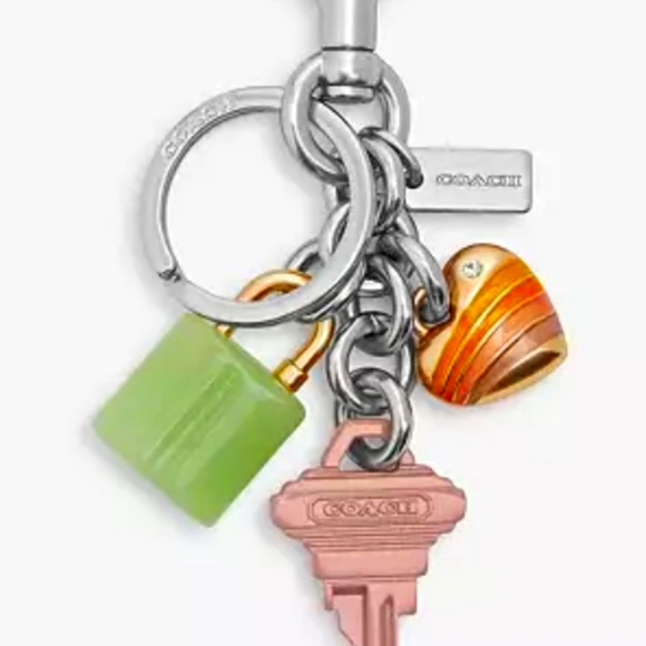 New! Key ποΈπ Cluster Bag Charm in Silver/Pink π©· Multi color (Only 1 Left!) - Picture 4 of 5